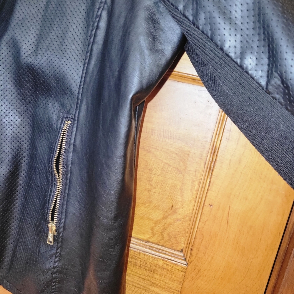Women's faux lether jacket